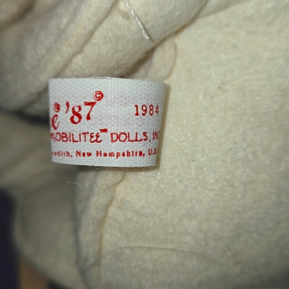 Annalee Vintage 10" Christmas Kitten On Sled - Picture 7 of 8